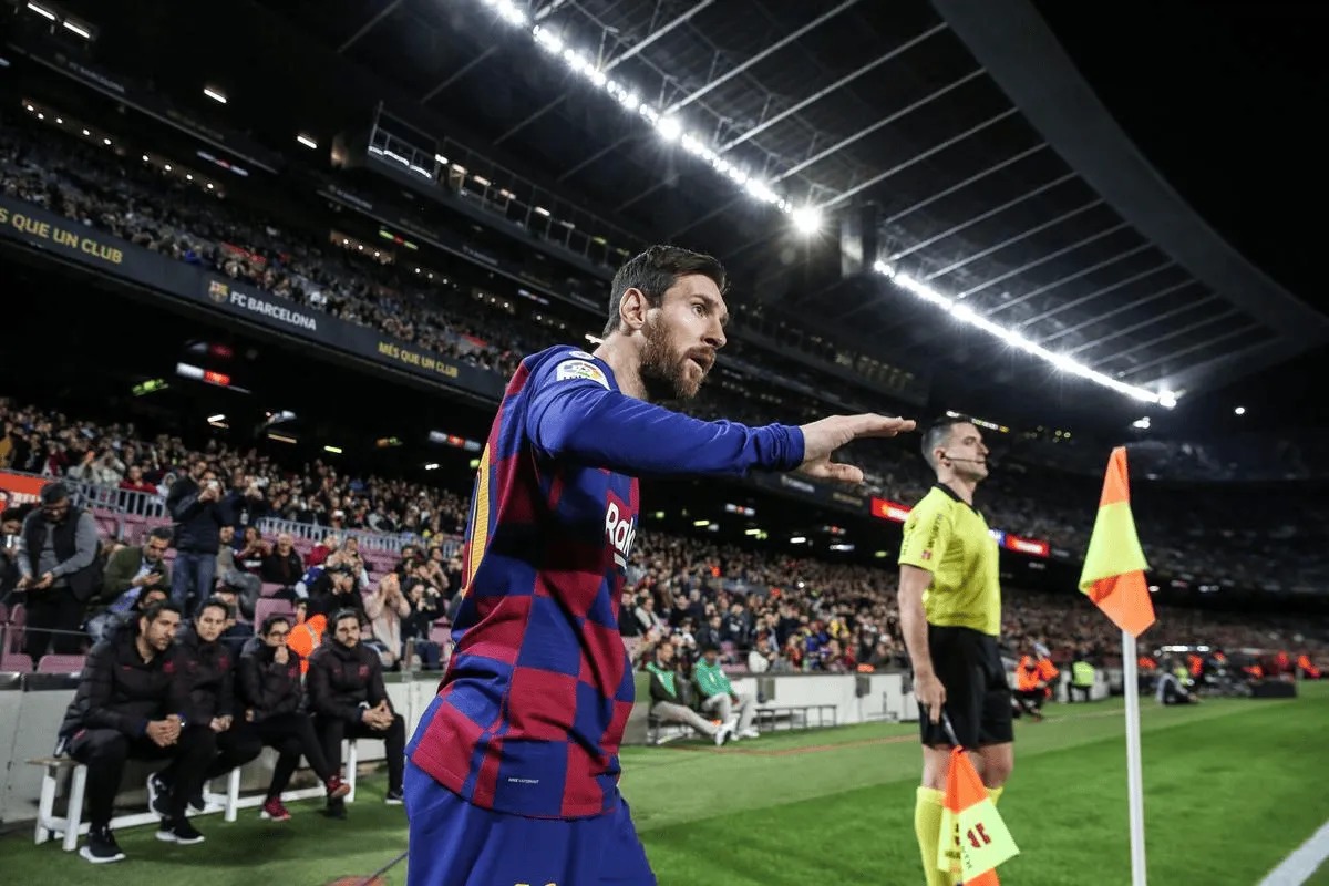 Messi trở lại Barcelona trở thành “La Sinh Môn”: Xavi, Laporta và Tebas đưa ra những phiên bản khác 
